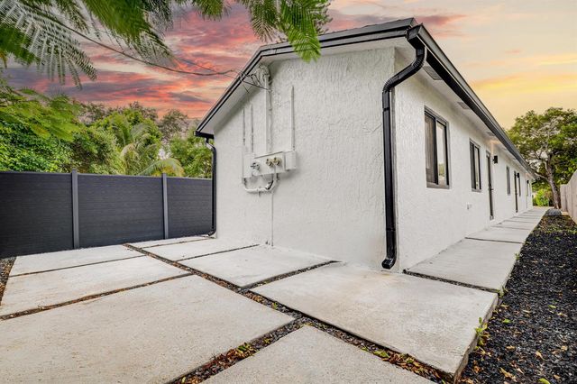 1126 NW 4th Avenue 1-2, Fort Lauderdale, FL 33311