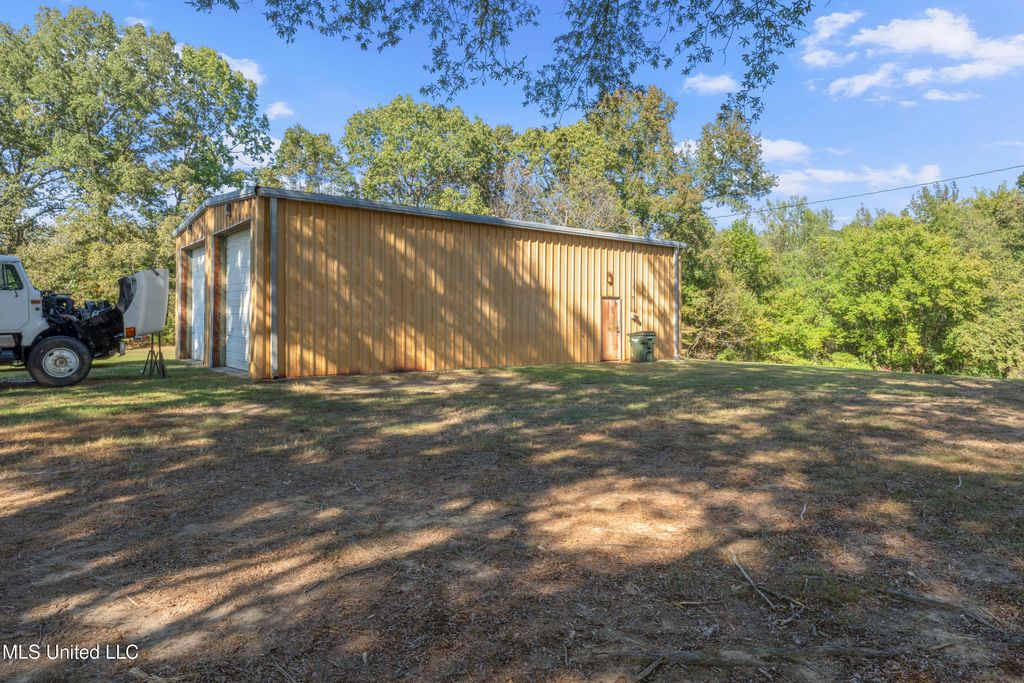 6578 Ms-311, Holly Springs, MS 38635 — photo 2