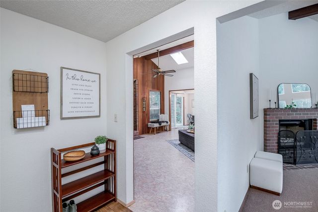 13825 72nd Avenue E, Puyallup, WA 98373