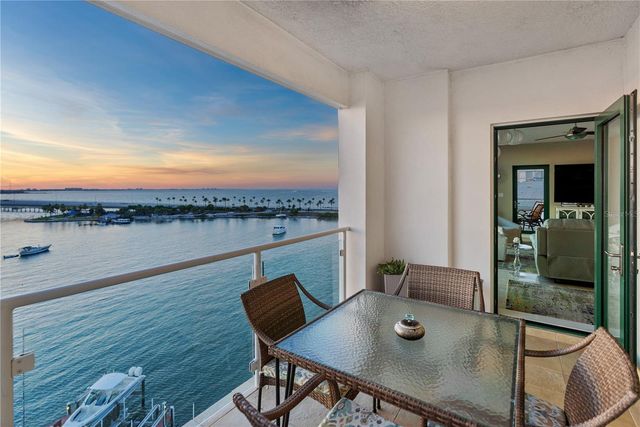 258 GOLDEN GATE POINT 701, Sarasota, FL 34236