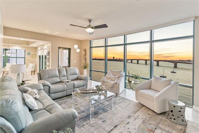 258 GOLDEN GATE POINT 701, Sarasota, FL 34236