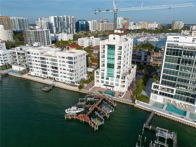258 GOLDEN GATE POINT 701, Sarasota, FL 34236