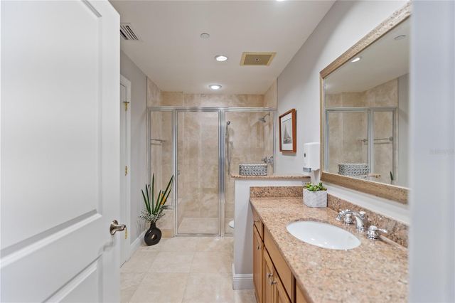 258 GOLDEN GATE POINT 701, Sarasota, FL 34236