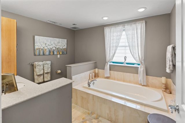 258 GOLDEN GATE POINT 701, Sarasota, FL 34236