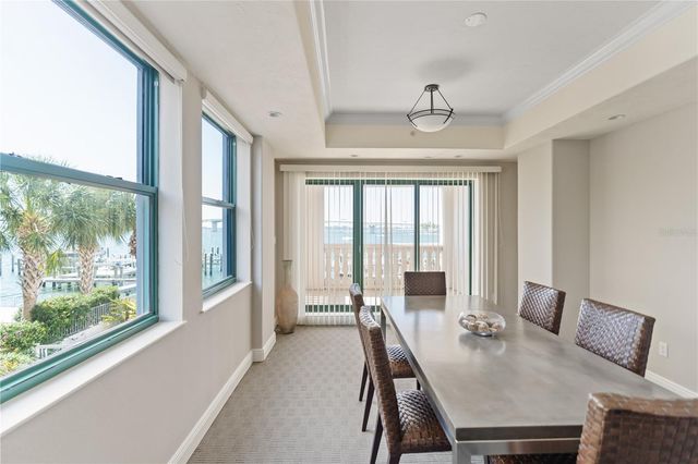 258 GOLDEN GATE POINT 701, Sarasota, FL 34236