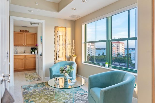 258 GOLDEN GATE POINT 701, Sarasota, FL 34236