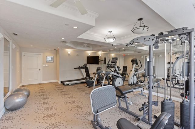 258 GOLDEN GATE POINT 701, Sarasota, FL 34236