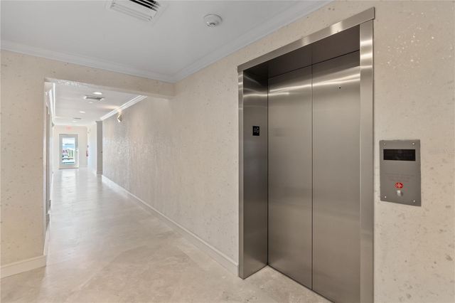 258 GOLDEN GATE POINT 701, Sarasota, FL 34236