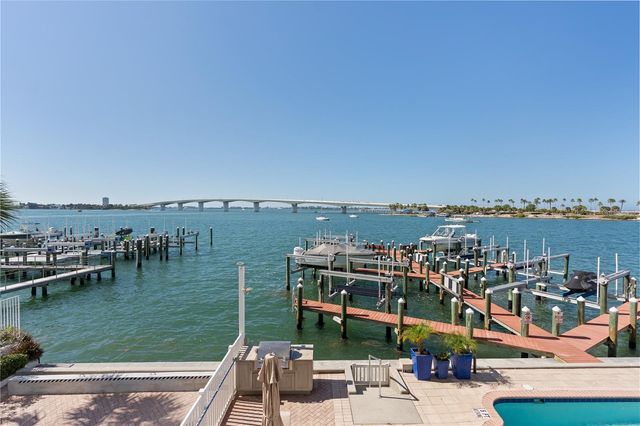 258 GOLDEN GATE POINT 701, Sarasota, FL 34236