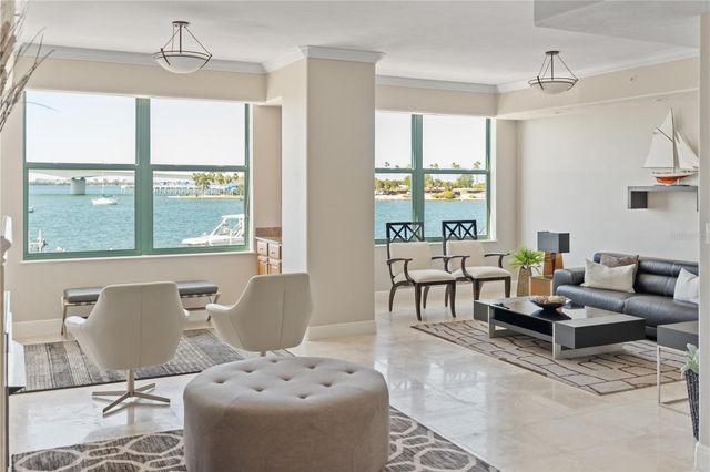 258 GOLDEN GATE POINT 701, Sarasota, FL 34236