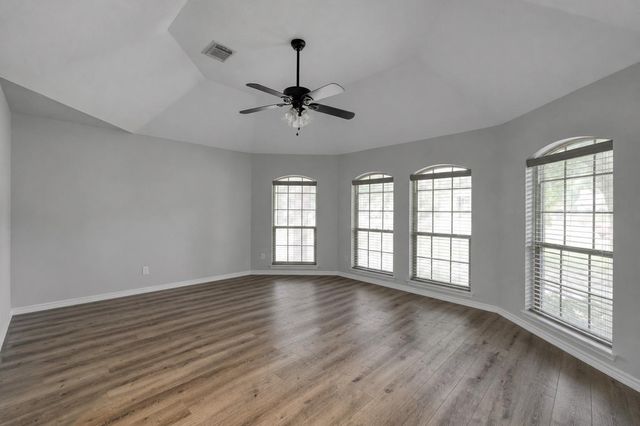 20110 Oakwood Court, Humble, TX 77338