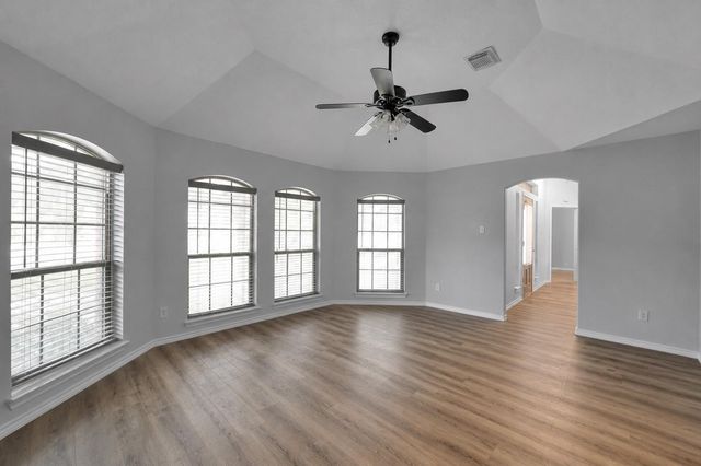 20110 Oakwood Court, Humble, TX 77338
