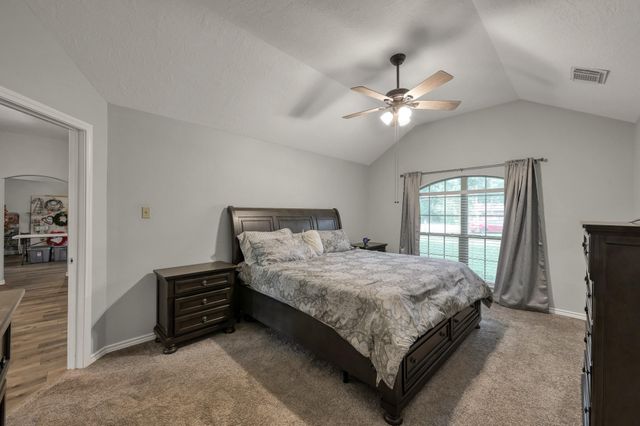 20110 Oakwood Court, Humble, TX 77338