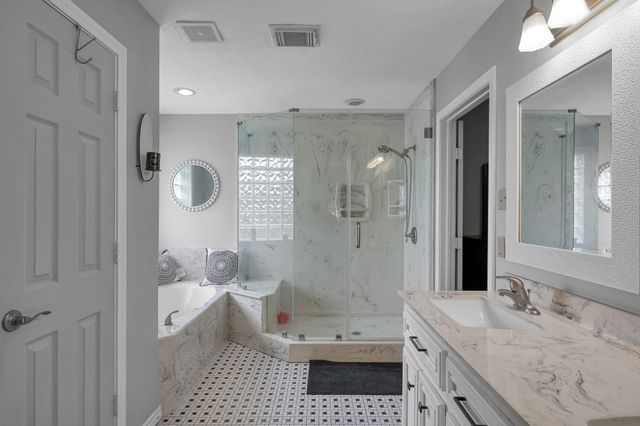 20110 Oakwood Court, Humble, TX 77338