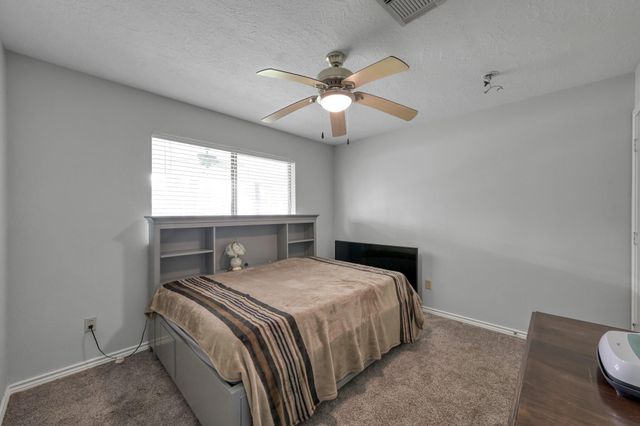 20110 Oakwood Court, Humble, TX 77338