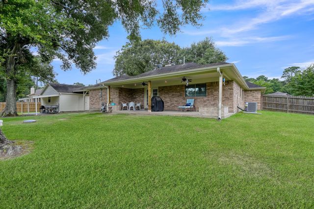 20110 Oakwood Court, Humble, TX 77338