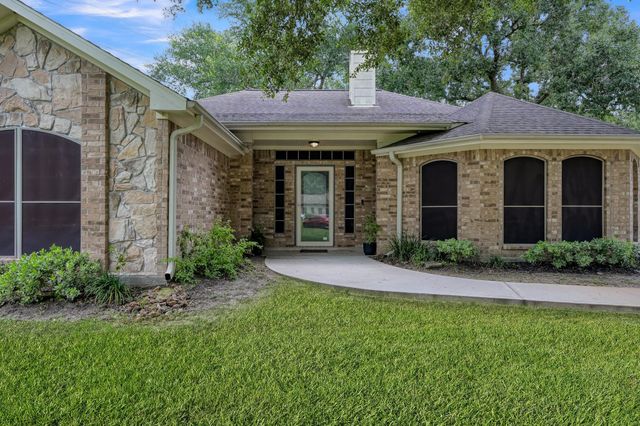 20110 Oakwood Court, Humble, TX 77338