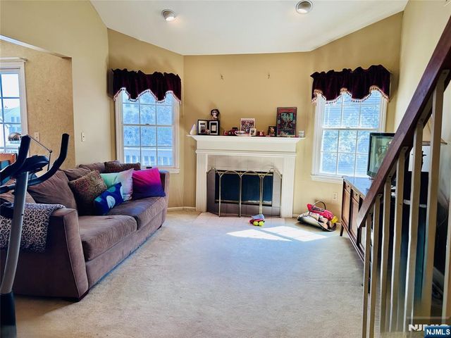 70 W Boulder Run Road 203, Paterson, NJ 07501