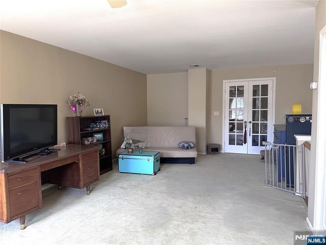 70 W Boulder Run Road 203, Paterson, NJ 07501