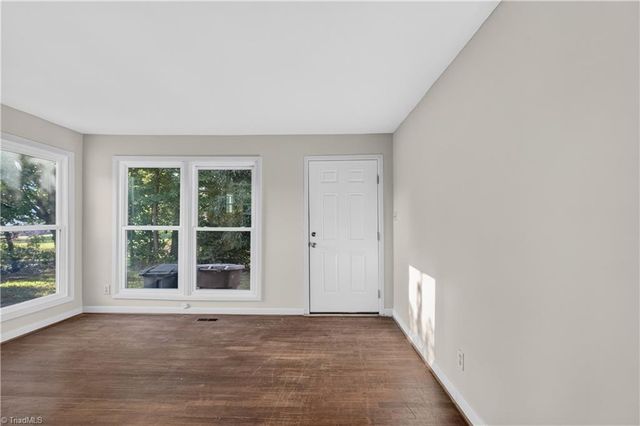 2104 Hiatt Street, Greensboro, NC 27403