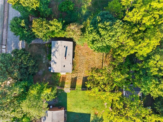 2104 Hiatt Street, Greensboro, NC 27403