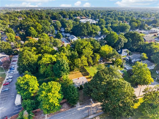 2104 Hiatt Street, Greensboro, NC 27403