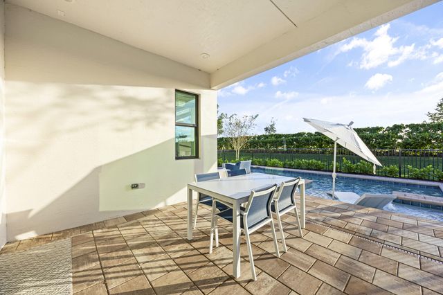 15890 Key Biscayne Lane, The Acreage, FL 33470