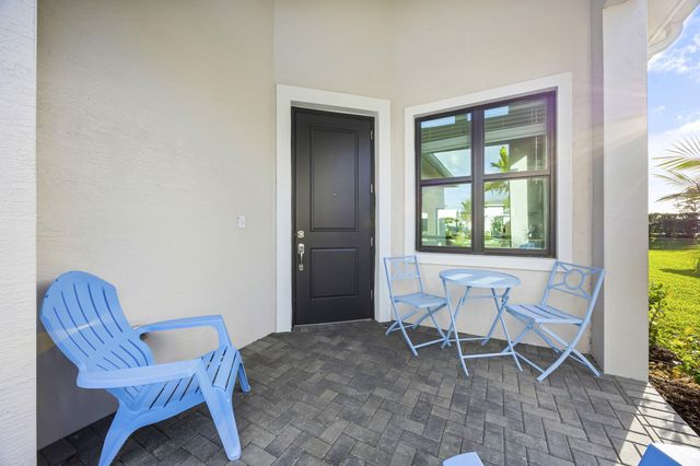 15890 Key Biscayne Lane, The Acreage, FL 33470