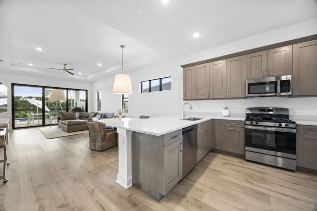 15890 Key Biscayne Lane, The Acreage, FL 33470