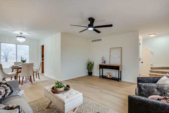 11723 E Fireside Ln, Derby, KS 67037