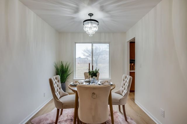 11723 E Fireside Ln, Derby, KS 67037