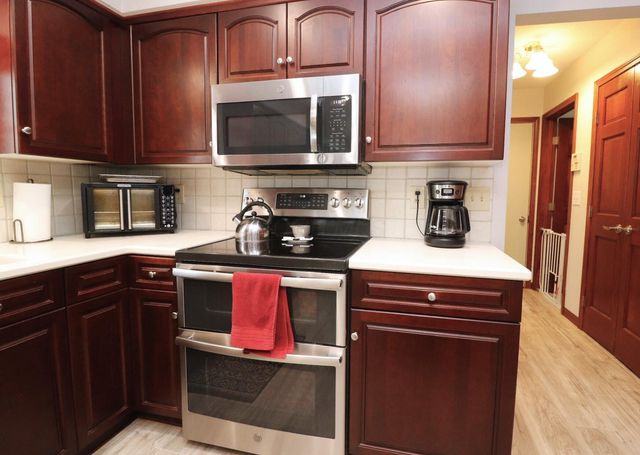 6430 Rossmore Lane, Canal Winchester, OH 43110