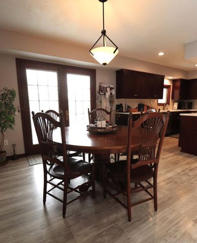 6430 Rossmore Lane, Canal Winchester, OH 43110