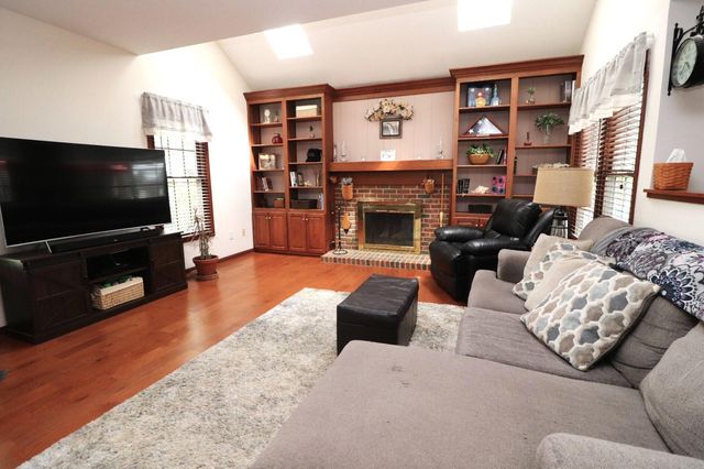 6430 Rossmore Lane, Canal Winchester, OH 43110