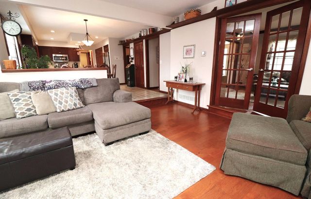 6430 Rossmore Lane, Canal Winchester, OH 43110