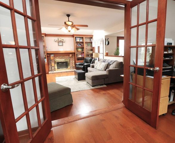 6430 Rossmore Lane, Canal Winchester, OH 43110