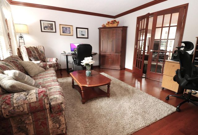 6430 Rossmore Lane, Canal Winchester, OH 43110