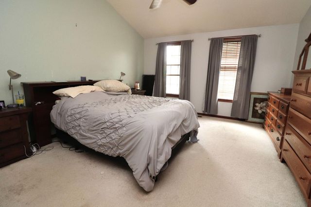 6430 Rossmore Lane, Canal Winchester, OH 43110