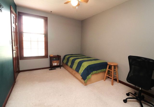 6430 Rossmore Lane, Canal Winchester, OH 43110