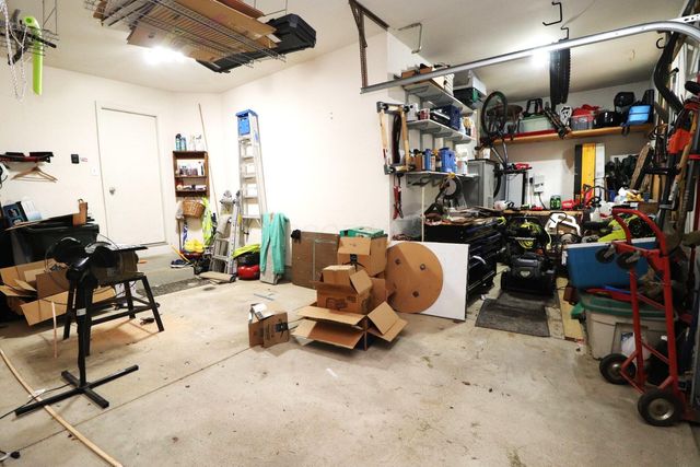 6430 Rossmore Lane, Canal Winchester, OH 43110