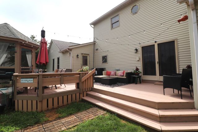 6430 Rossmore Lane, Canal Winchester, OH 43110
