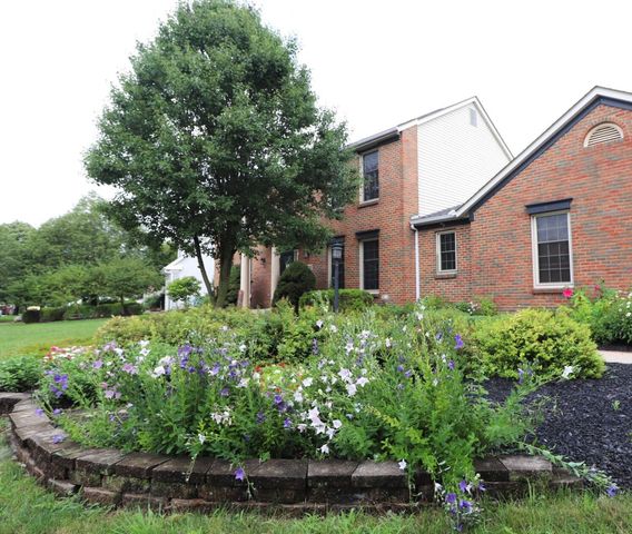 6430 Rossmore Lane, Canal Winchester, OH 43110