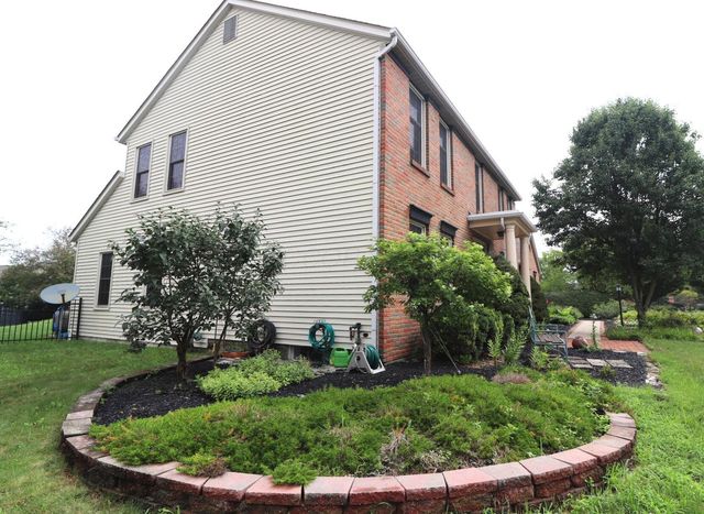 6430 Rossmore Lane, Canal Winchester, OH 43110