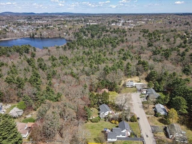 16 Howland Ter, Stoughton, MA 02072