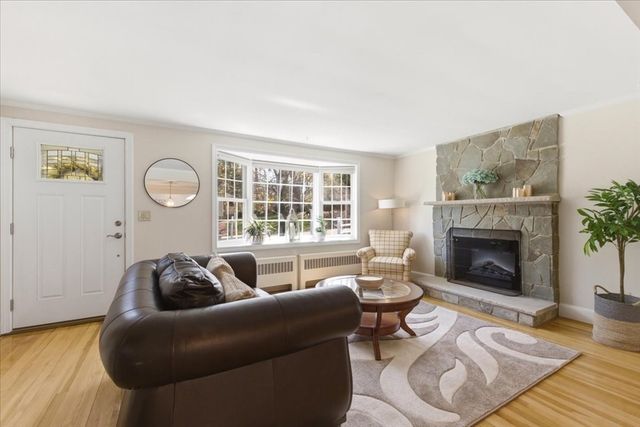 16 Howland Ter, Stoughton, MA 02072