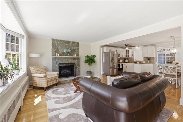 16 Howland Ter, Stoughton, MA 02072