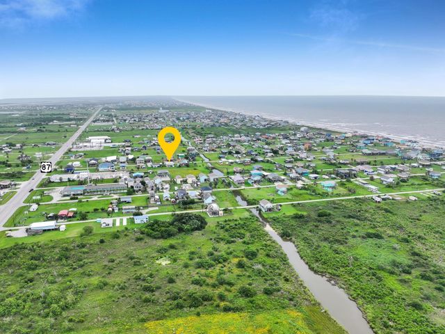 955 O Neil Road, Crystal Beach, TX 77650