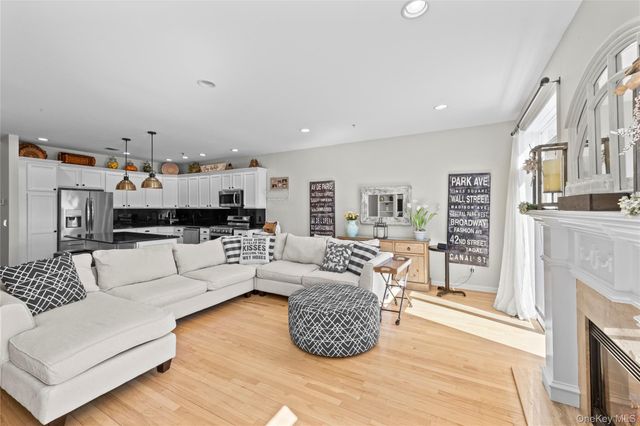 86 Brianna Drive, East Setauket, NY 11733