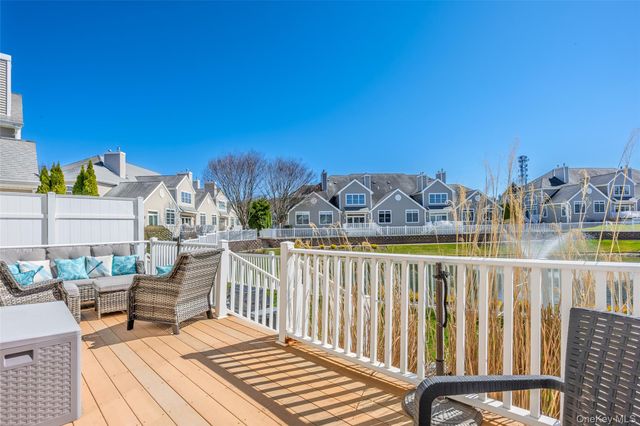 86 Brianna Drive, East Setauket, NY 11733
