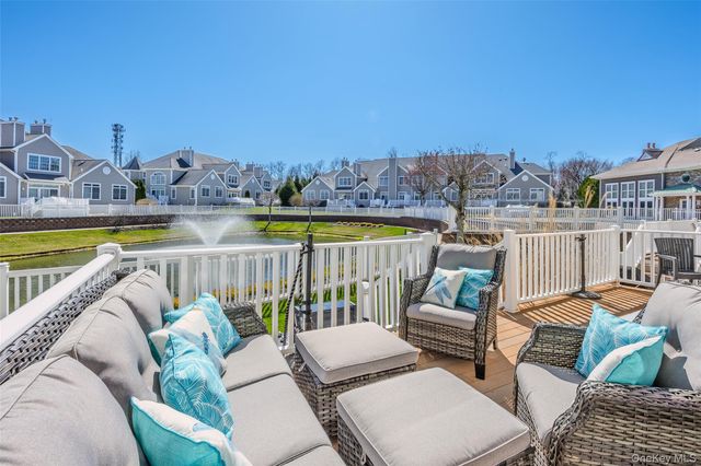 86 Brianna Drive, East Setauket, NY 11733